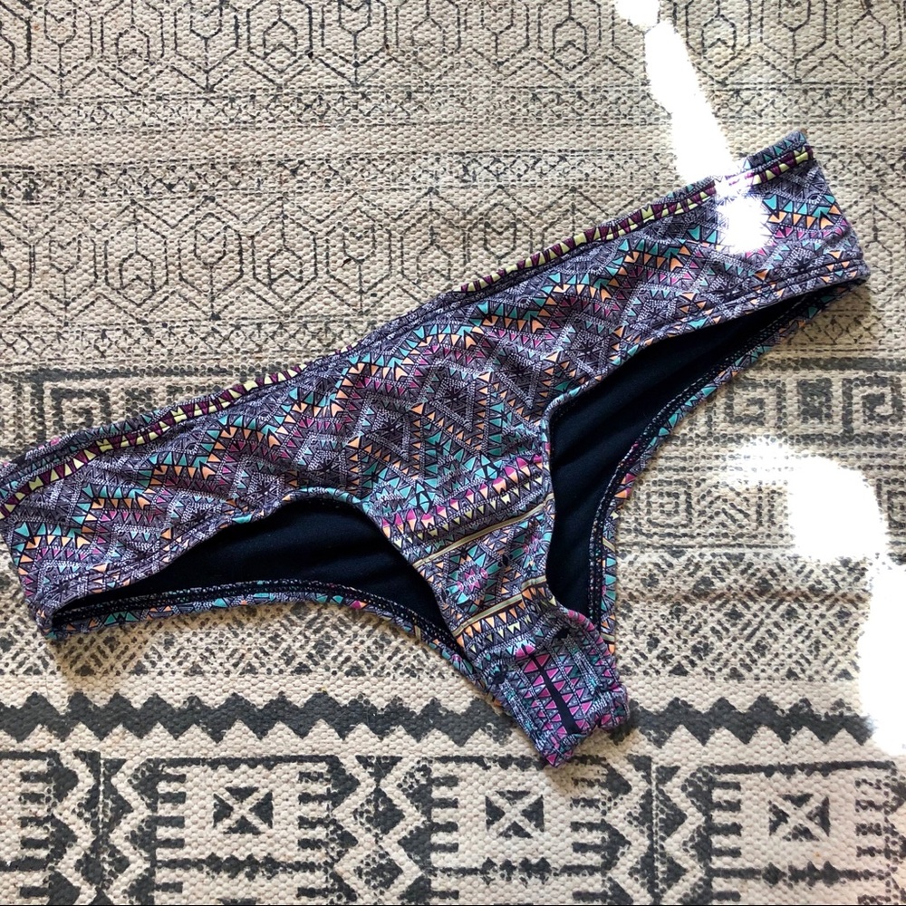 Volcom bikini bottoms